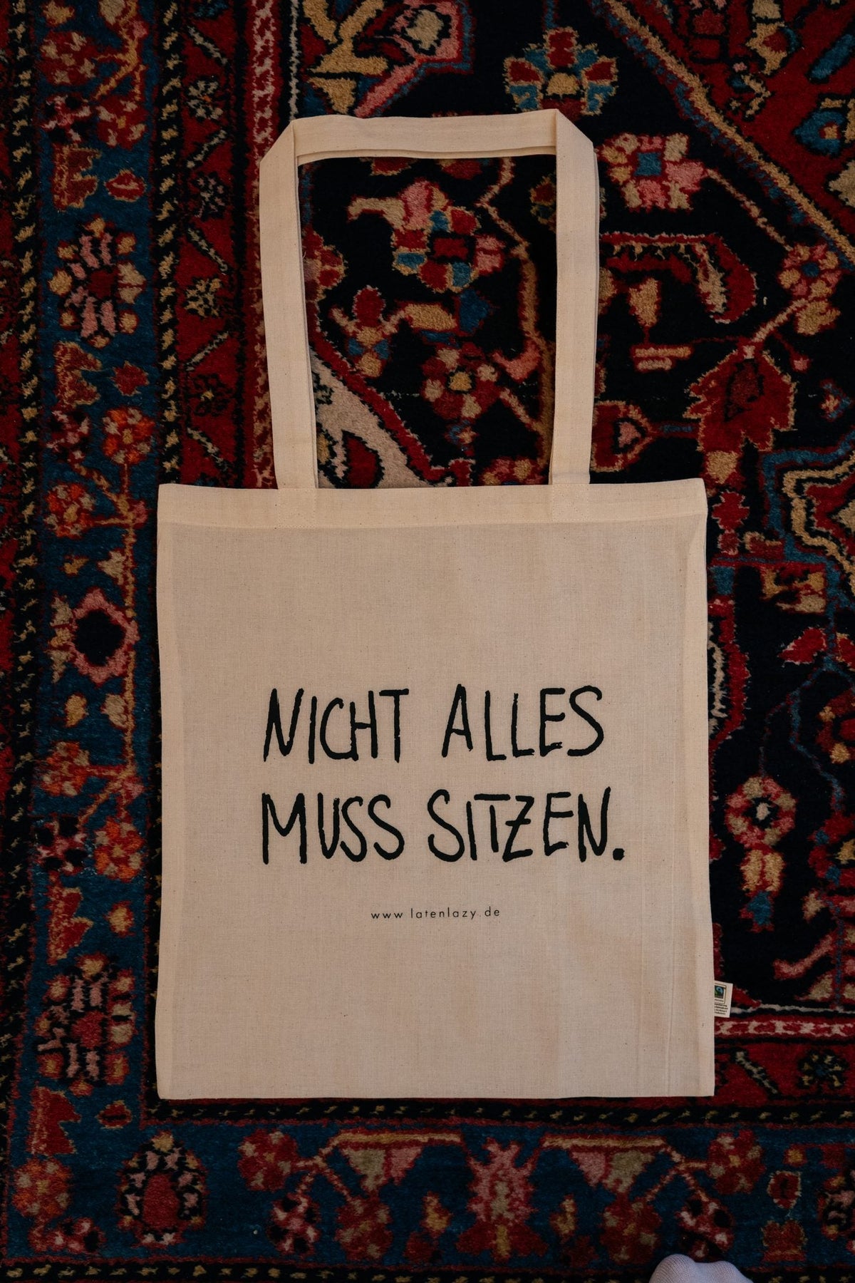 Beutel "NICHT ALLES MUSS SITZEN" - LATE 'N' LAZY -