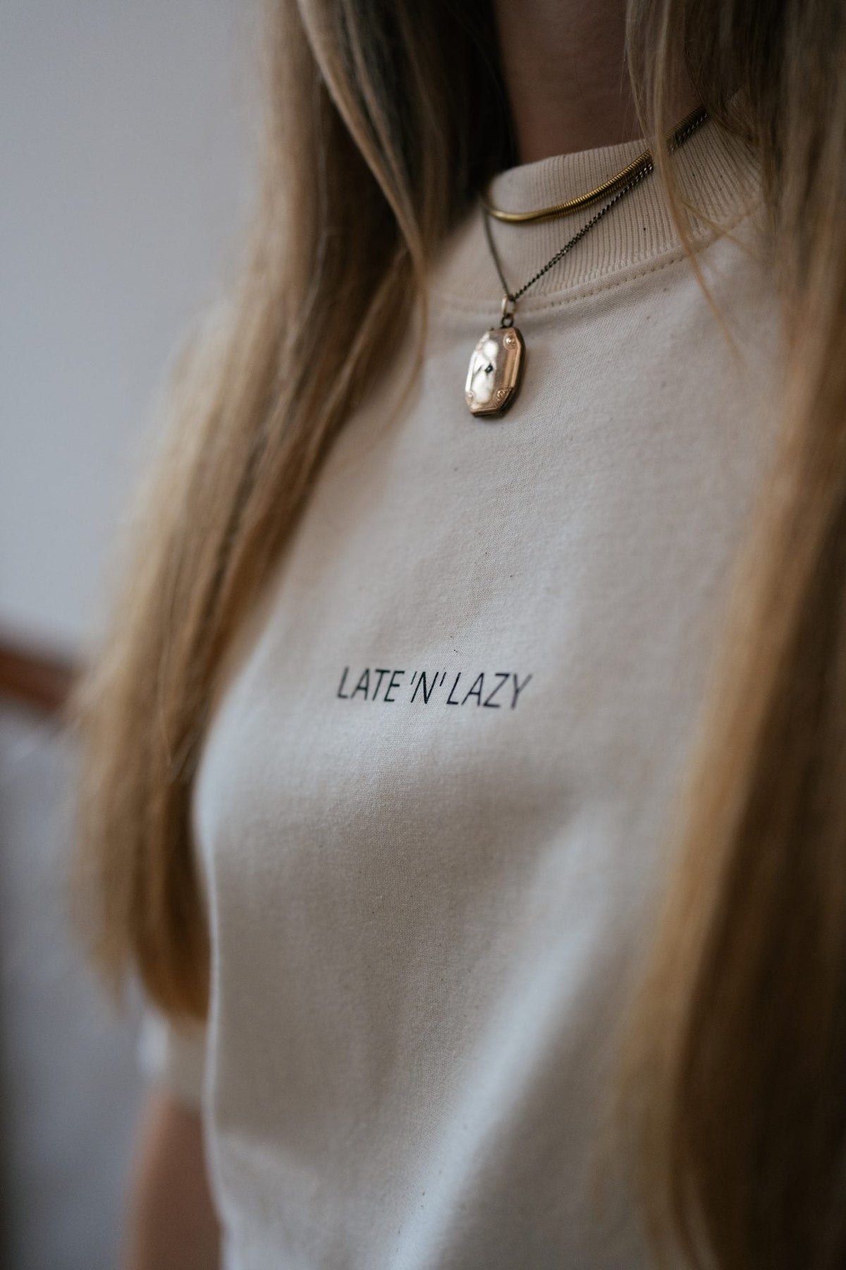 T-Shirt Classic "NICHT ALLES MUSS SITZEN" - LATE 'N' LAZY -